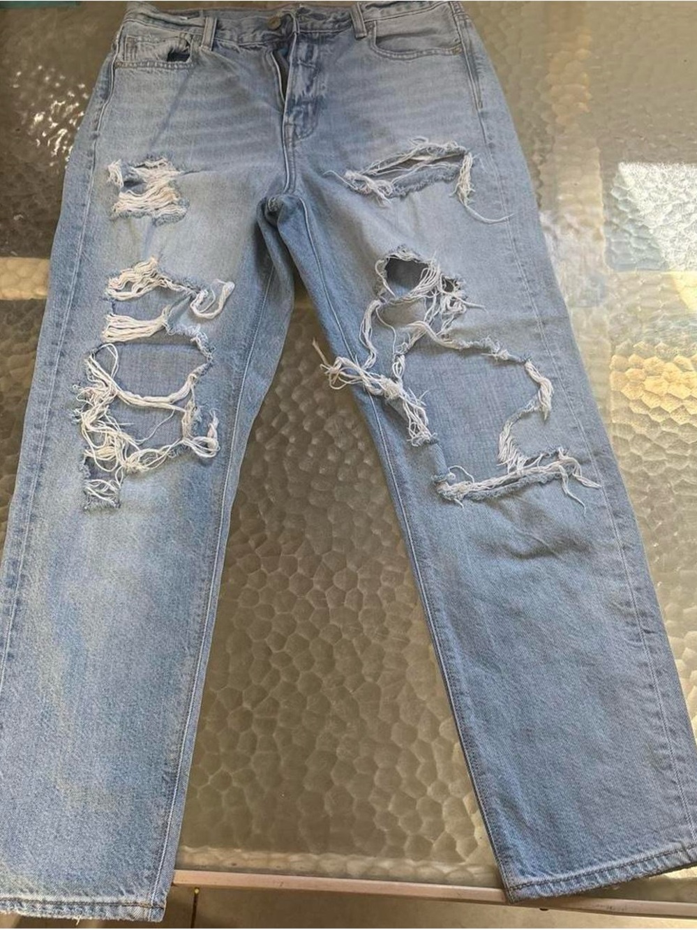 American Eagle Outfitters Light Blue Ripped Boyfriend Jeans